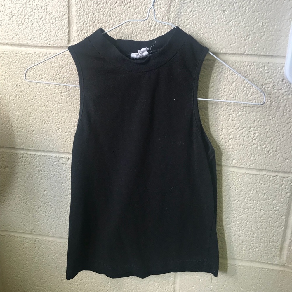 Mockneck black crop top